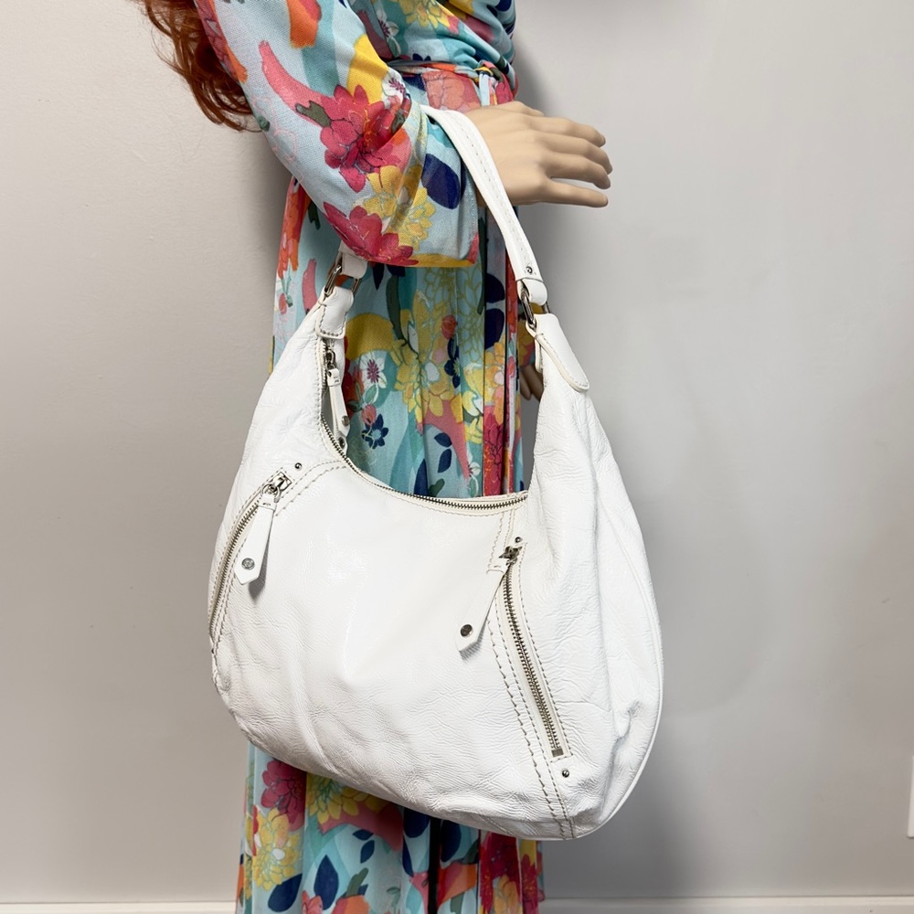COLE HAAN VILLAGE OPTIC WHITE CRINKLE PATENT LEATHER ZIP HOBO SILVER HARDWARE